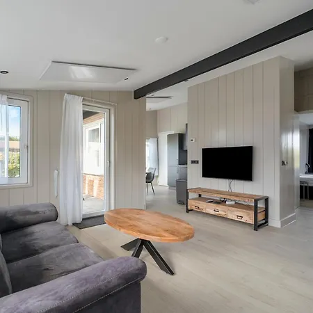 New! Brasa Aan Zee * Julianadorp